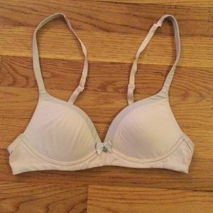 Wireless Victoria’s Secret t-shirt bra 32A pink and grey
